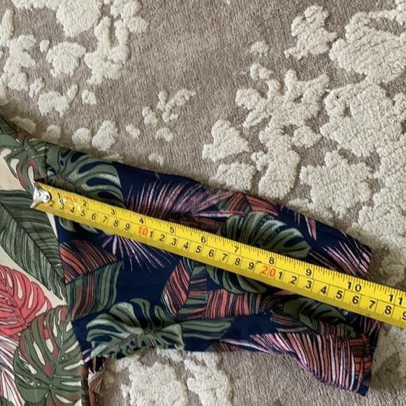 Time and Tru Tropical Bay Leaf Kimono with Pockets 8/10 beach cover up green - Picture 9 of 10